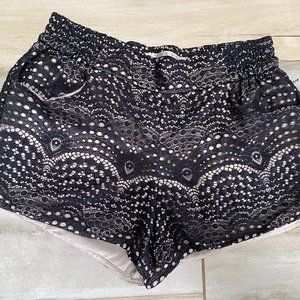 Twelfth Street by Cynthia Vincent Black Crocheted On top Dress Shorts